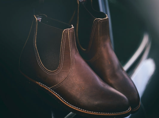 Red Wing Shoes 8202 Chelsea Rancher in Amber Harness.
