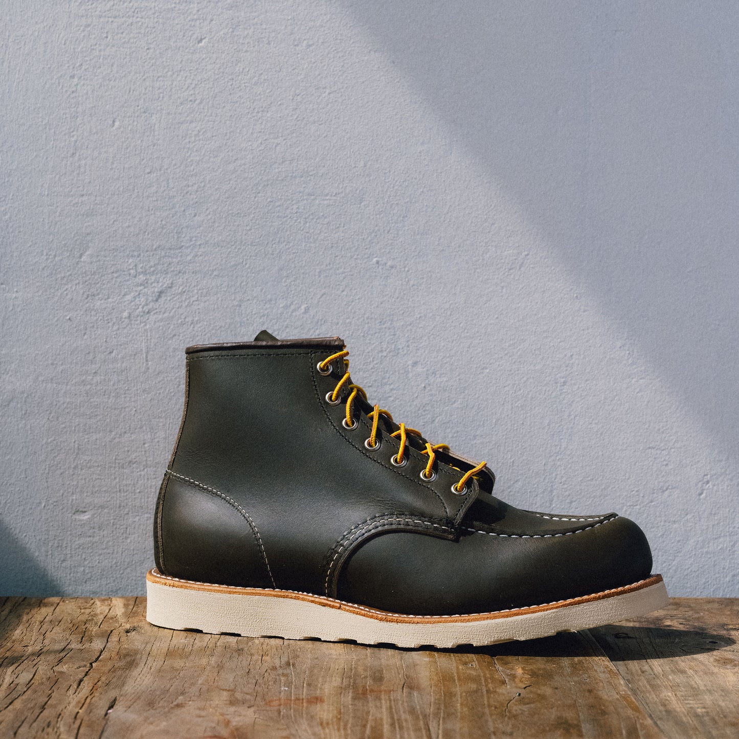 8180 Moc Toe Kangatan Green Portage