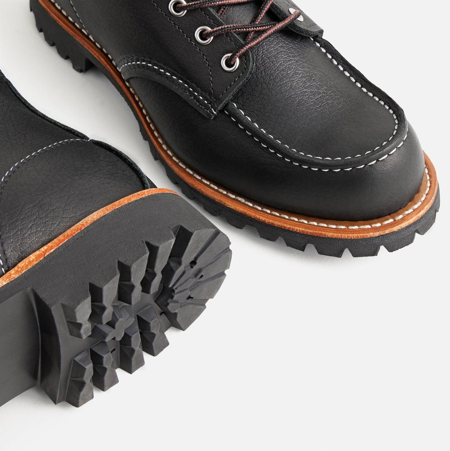 2949 Roughneck Moc Toe Black Oil Slick
