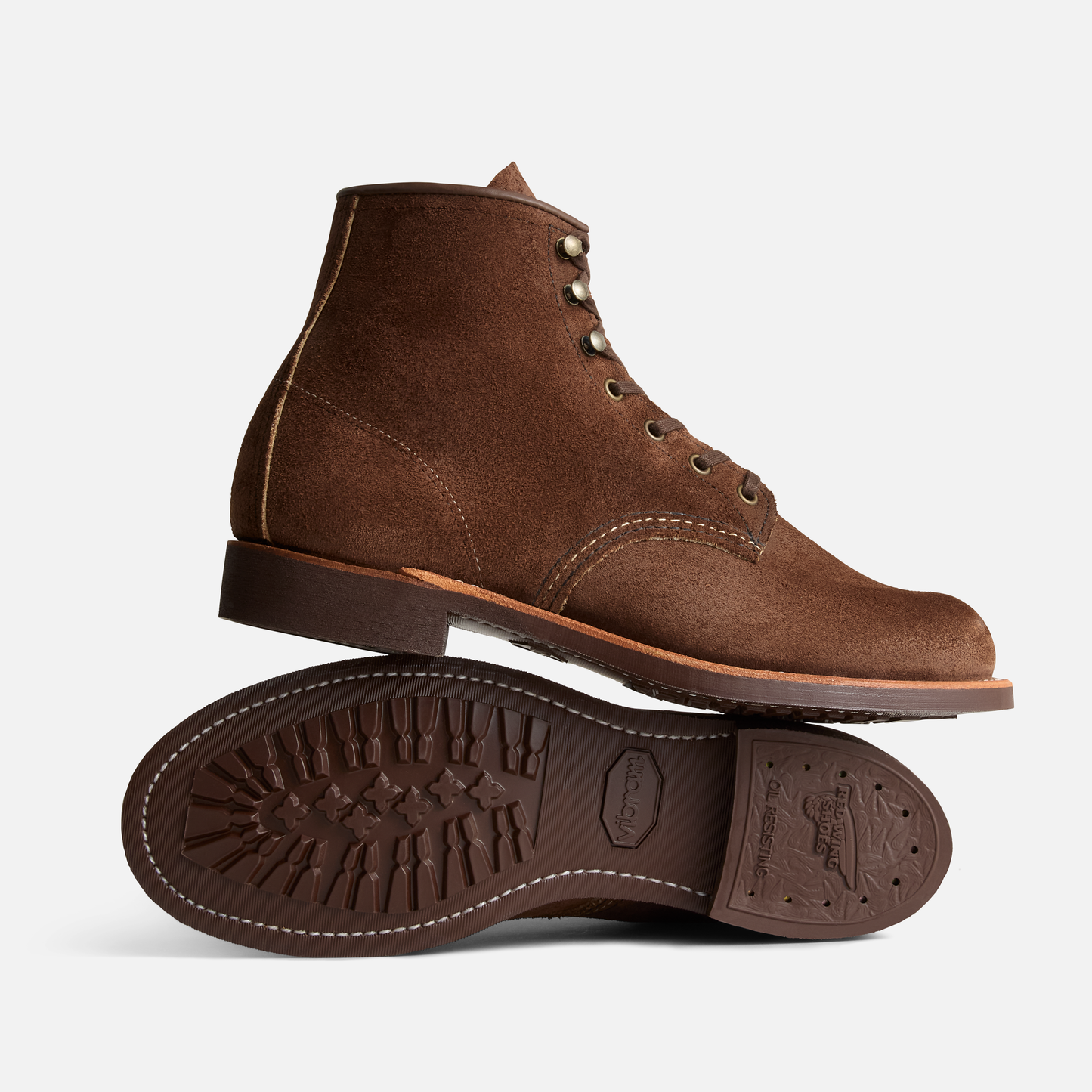 3339 Blacksmith Chocolate Muleskinner
