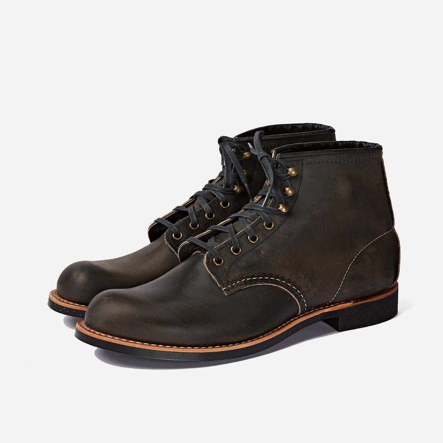 3341 Blacksmith Charcoal Rough & Tough – Red Wing Shoes