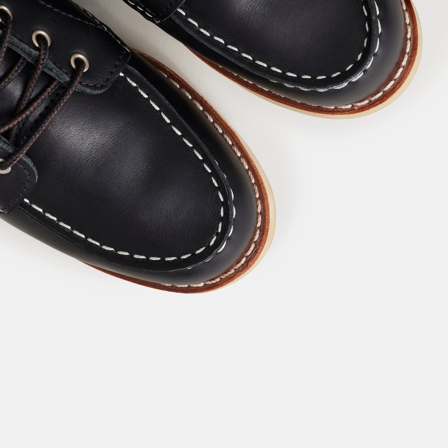 Red Wing Amsterdam 3373 6'' Moc Toe Black Boundary