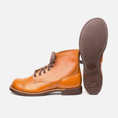 Red Wing Amsterdam 8011 Munson Ranger White Ash Settler