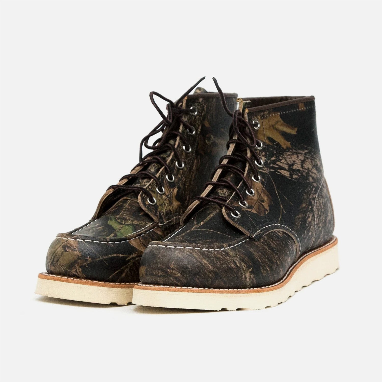 Red Wing Amsterdam 8884 6" Classic Moc Mossy Oak Camouflage