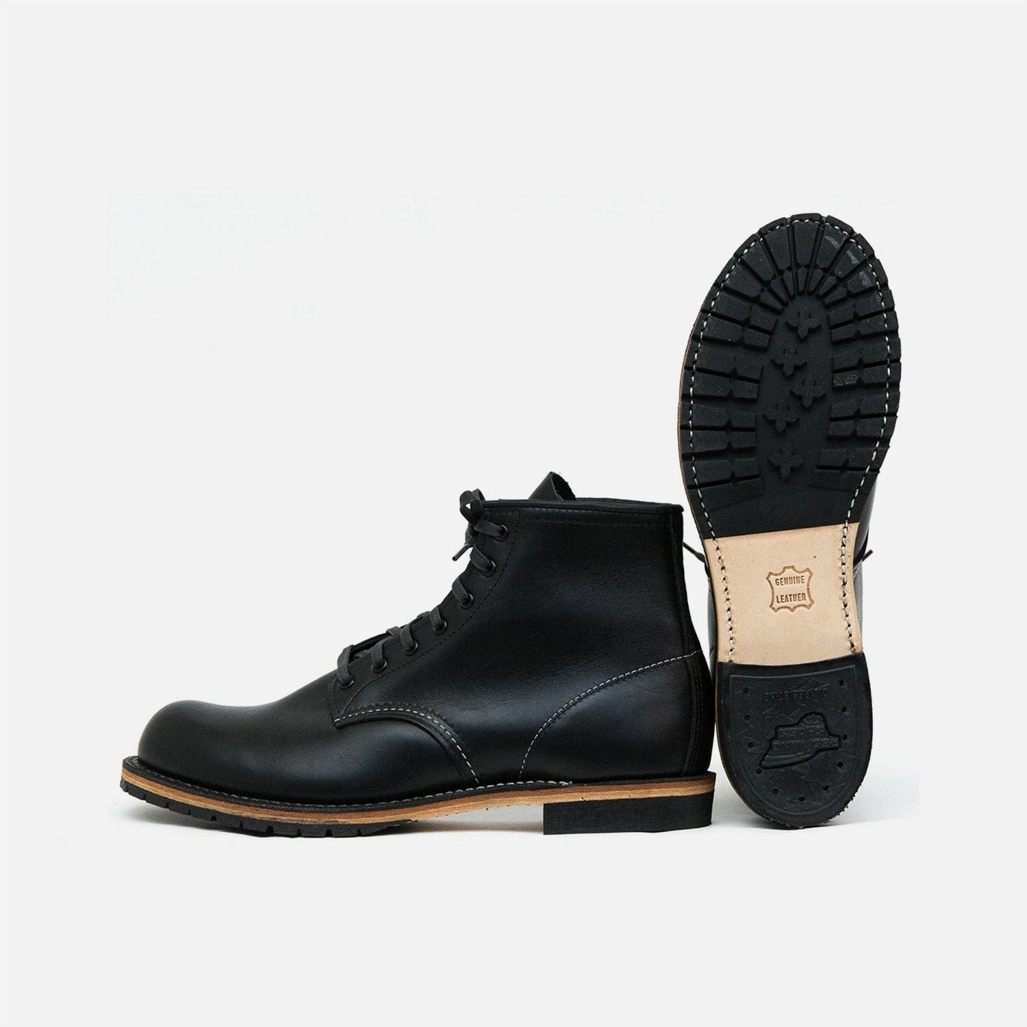 9014 Beckman Black Featherstone – Red Wing Amsterdam