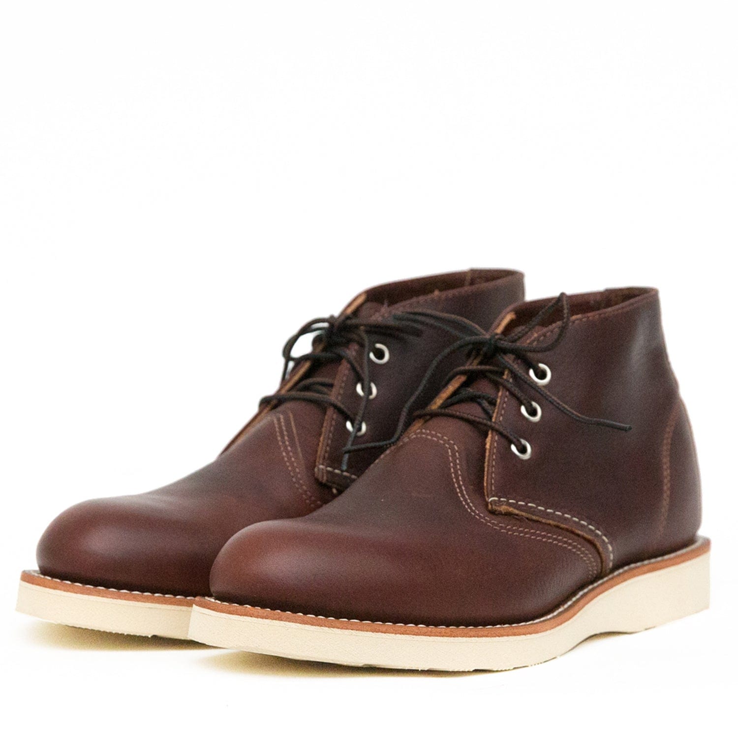 RED WING 3141 CLASSIC CHUKKA BOOTS